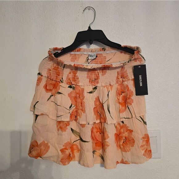 NWT Bila 77 Orange Floral Mini Skirt Smocked Waist Size Medium - Picture 2 of 10